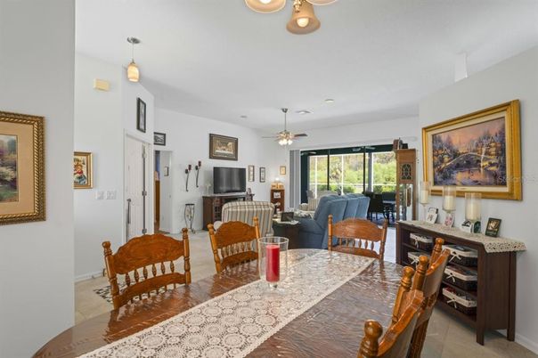 Dining room, Interior, Living room, Pendant Lights