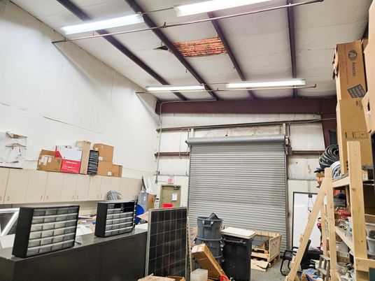 Garage, Interior