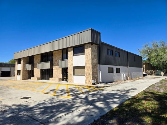 Exterior, Facade, Brick Facade, Modern