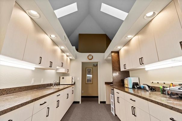 Interior, Kitchen, Recessed Lighting