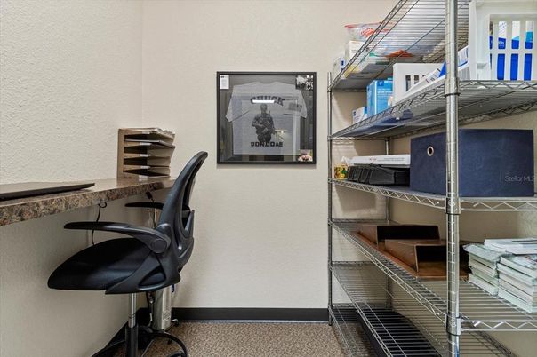 Home Office, Interior