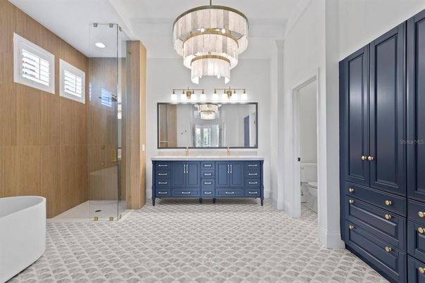 Bathroom, Chandelier, Dual Sink Vanities, Glass Shower, Interior