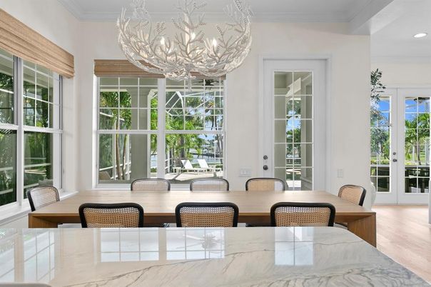 Chandelier, Dining room, Interior, Recessed Lighting, Wood Texture Flooring