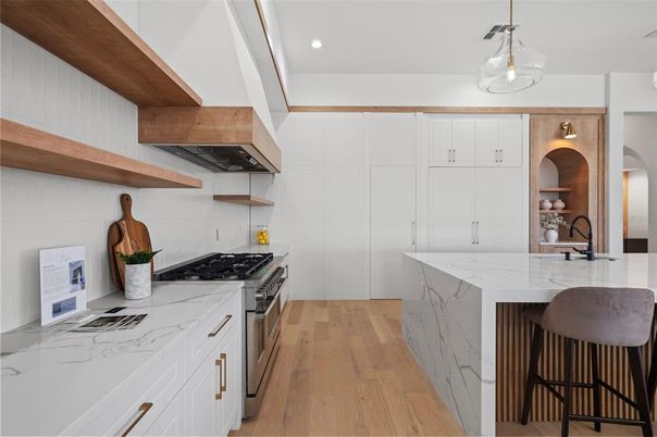 Interior, Kitchen, Pendant Lights, Recessed Lighting, Wood Texture Flooring