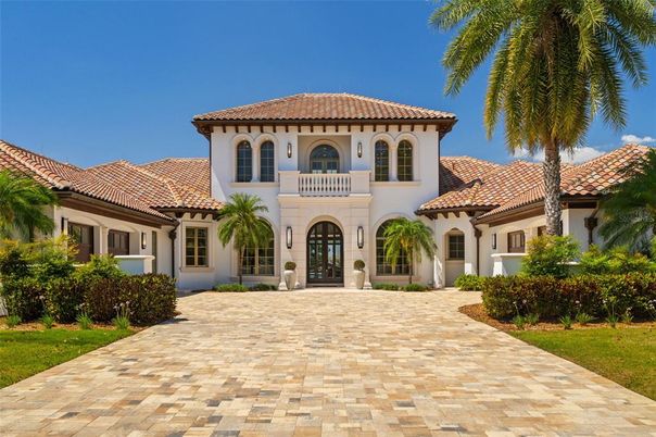 Backyard, Exterior, Facade, Mediterranean