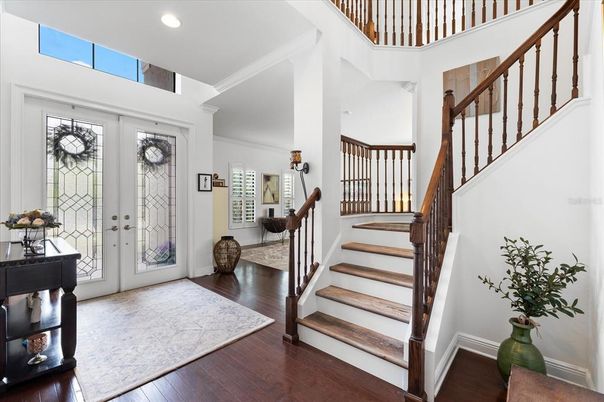 Interior, Recessed Lighting, Wood Texture Flooring