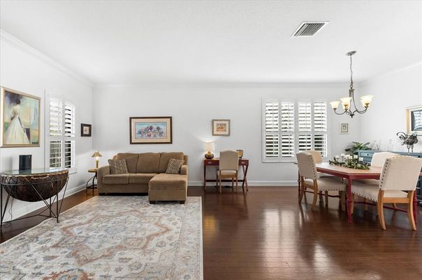 Chandelier, Dining room, Interior, Living room, Wood Texture Flooring