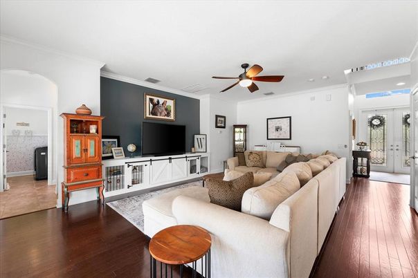 Interior, Living room, Recessed Lighting, Wood Texture Flooring