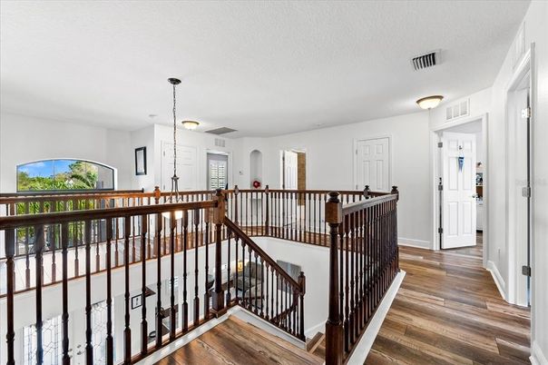 Interior, Pendant Lights, Wood Texture Flooring