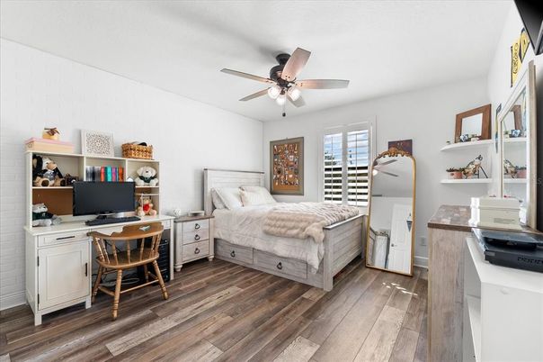 Bedroom, Home Office, Interior, Wood Texture Flooring