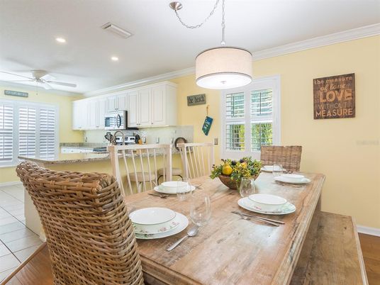 Dining room, Interior, Kitchen, Recessed Lighting, Wood Texture Flooring