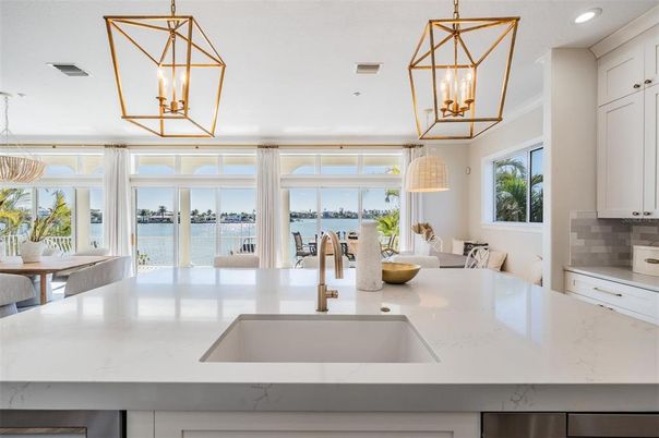 Dining room, Interior, Kitchen, Pendant Lights, Recessed Lighting, Water