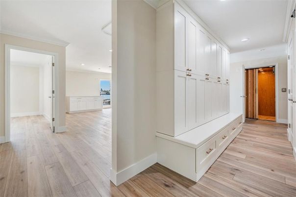 Interior, Recessed Lighting, Wood Texture Flooring