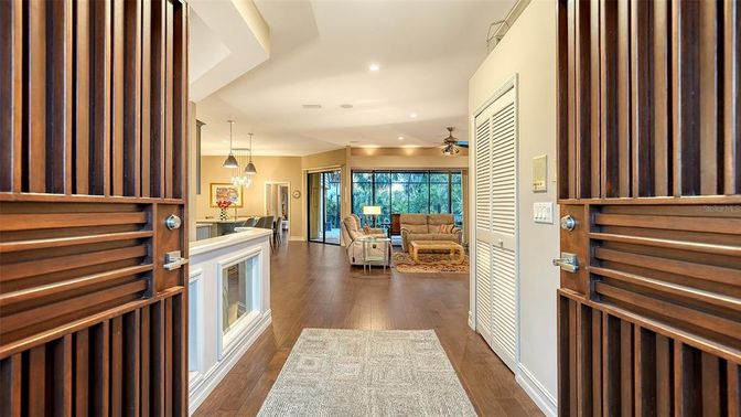 Interior, Living room, Pendant Lights, Recessed Lighting, Wood Texture Flooring