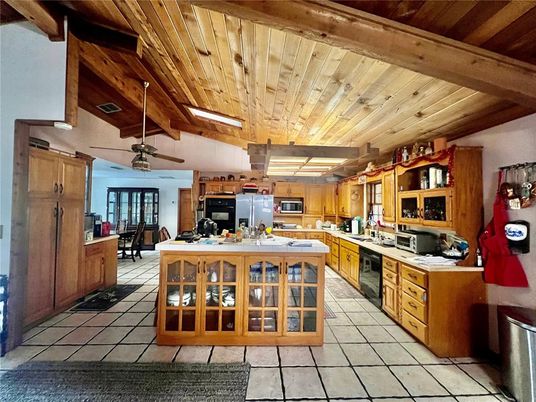Dining room, Interior, Kitchen, Wooden Beams, Wooden Ceilings
