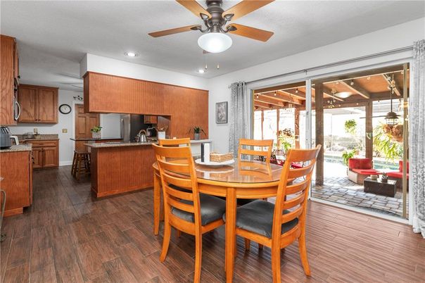 Dining room, Interior, Kitchen, Recessed Lighting, Wood Texture Flooring