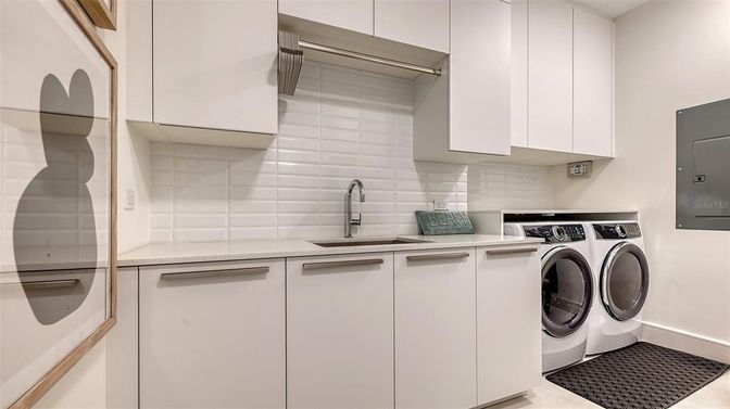 Interior, Washer