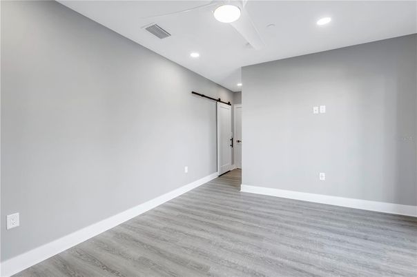 Empty room, Interior, Recessed Lighting, Wood Texture Flooring