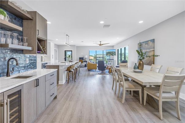 Dining room, Interior, Kitchen, Pendant Lights, Recessed Lighting, Wood Texture Flooring