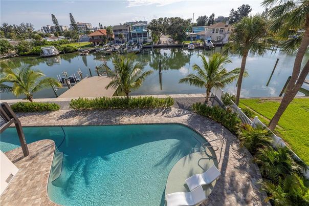 Exterior, Lake, Pool, Water