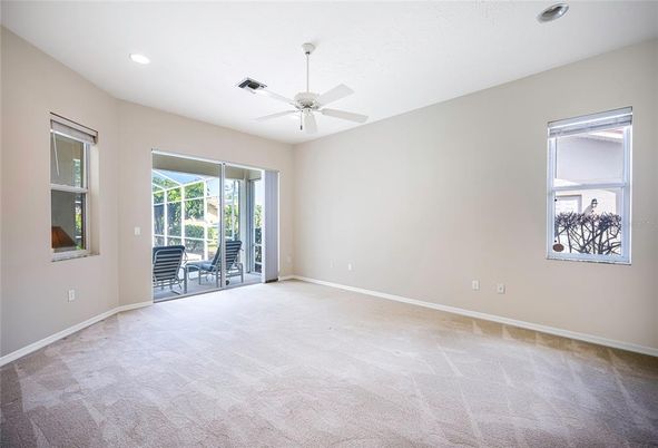 Empty room, Interior, Recessed Lighting