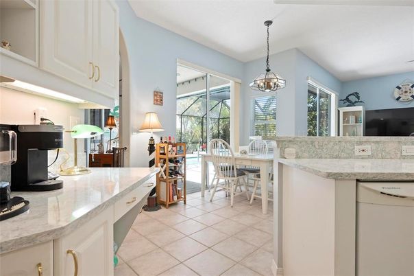 Dining room, Interior, Pendant Lights