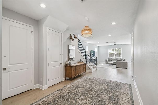 Interior, Recessed Lighting, Wood Texture Flooring