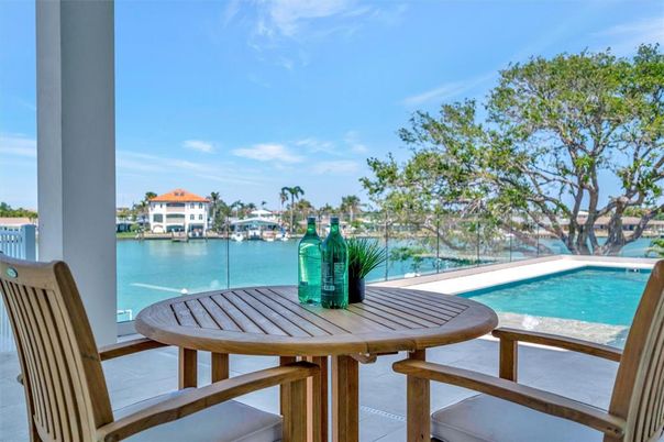 Exterior, Lake, Pool, Water