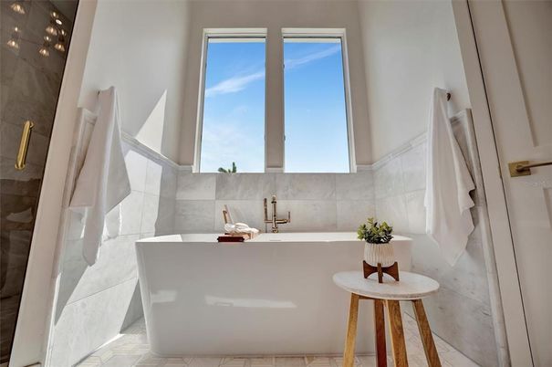 Bathroom, Free Standing Baths, Interior, Marble Walls