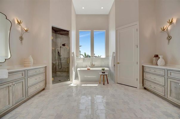 Bathroom, Free Standing Baths, Glass Shower, Interior, Recessed Lighting