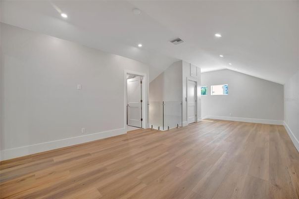 Empty room, Interior, Recessed Lighting, Wood Texture Flooring