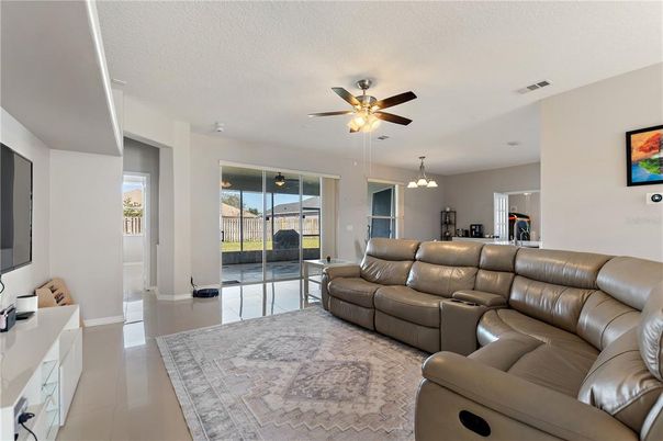 Chandelier, Dining room, Interior, Living room