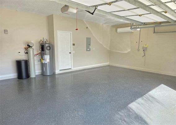 Garage, Interior