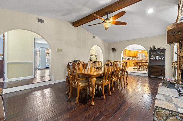 Dining room, Interior, Recessed Lighting, Wooden Beams, Wood Texture Flooring