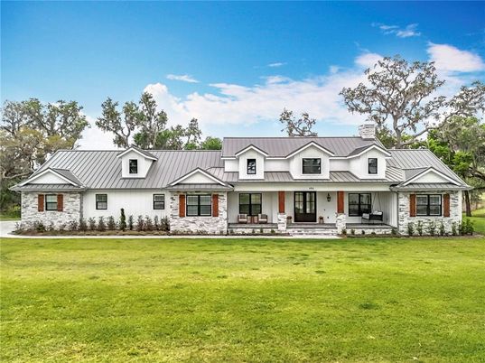 Backyard, Exterior, Facade, Farmhouse