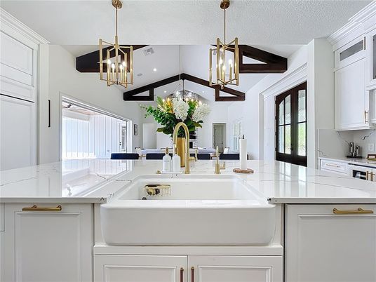Interior, Kitchen, Pendant Lights, Recessed Lighting, Wooden Beams