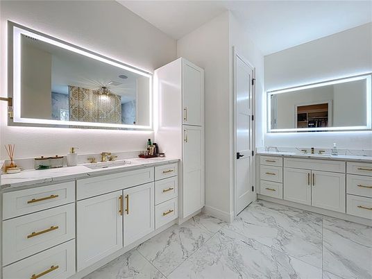 Bathroom, Dual Sink Vanities, Interior, Marble