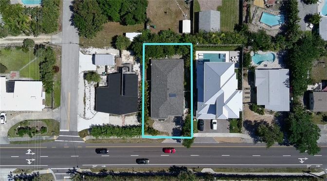 Exterior, Drone