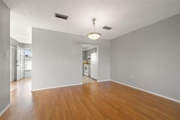 Empty room, Interior, Pendant Lights, Wood Texture Flooring