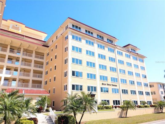 Exterior, Facade, Condo Building