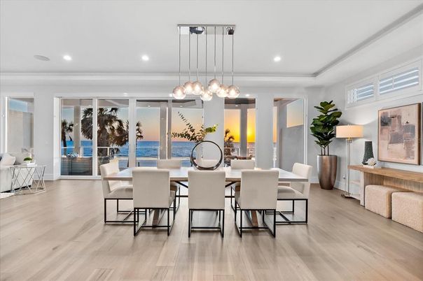 Dining room, Interior, Pendant Lights, Recessed Lighting, Water, Wood Texture Flooring