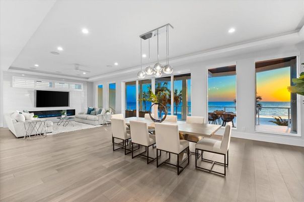 Dining room, Interior, Living room, Pendant Lights, Recessed Lighting, Water, Wood Texture Flooring