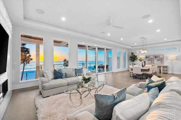 Dining room, Interior, Living room, Pendant Lights, Recessed Lighting, Water, Wood Texture Flooring