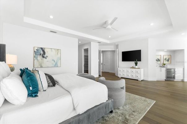 Bedroom, Interior, Recessed Lighting, Wood Texture Flooring