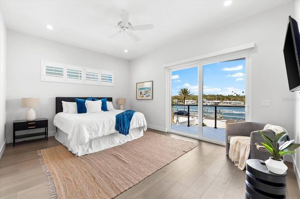 Bedroom, Interior, Recessed Lighting, Water, Wood Texture Flooring