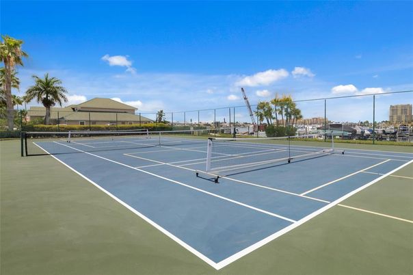 Exterior, Tennis Courts