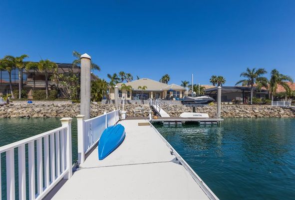 Exterior, Pool, Water