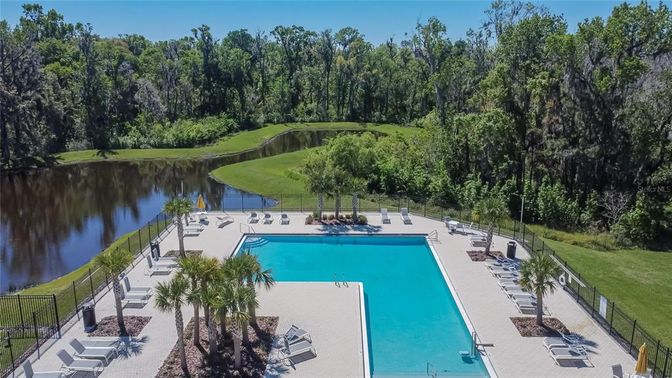 Exterior, Lake, Pool, Water