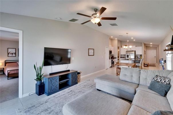 Dining room, Interior, Kitchen, Living room, Pendant Lights, Recessed Lighting, Stainless Steel Appliances