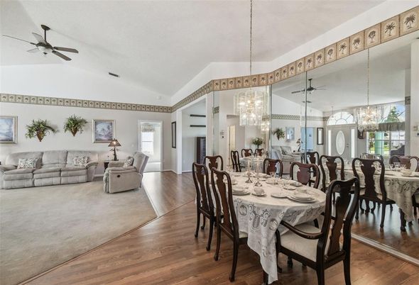 Chandelier, Dining room, Interior, Living room, Pendant Lights, Wood Texture Flooring
